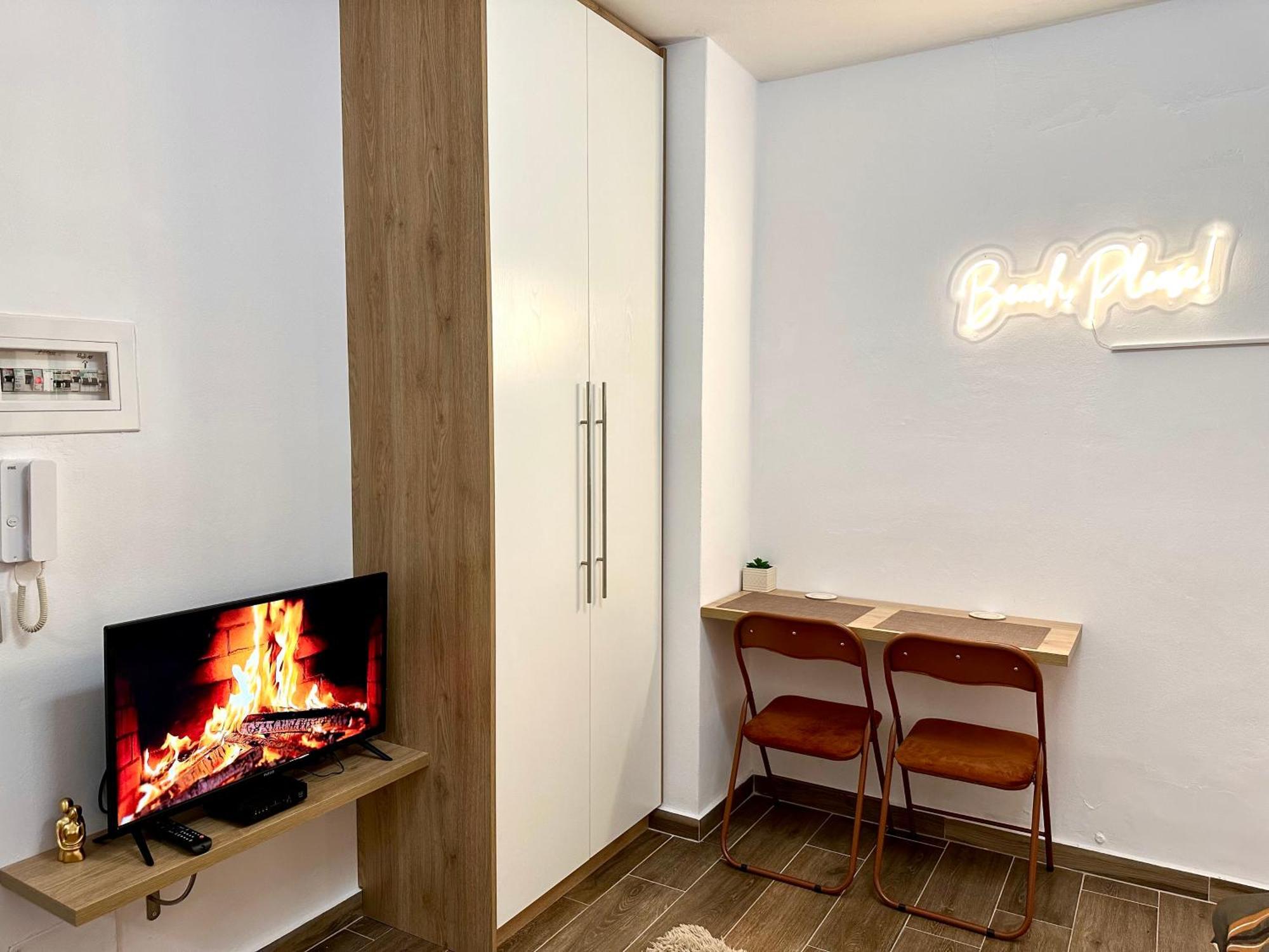 K&T Boulevard Studio Saranda Экстерьер фото